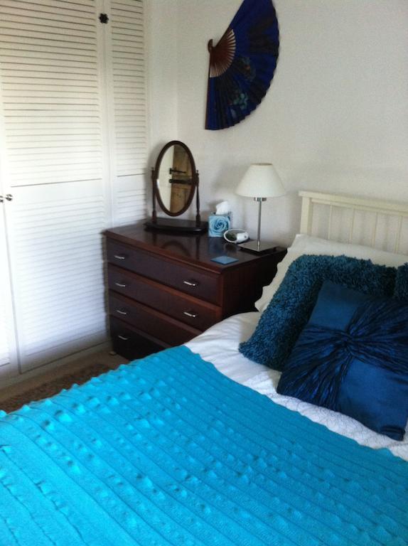 Thatched Farm Bed And Breakfast Woodbridge Ruang foto