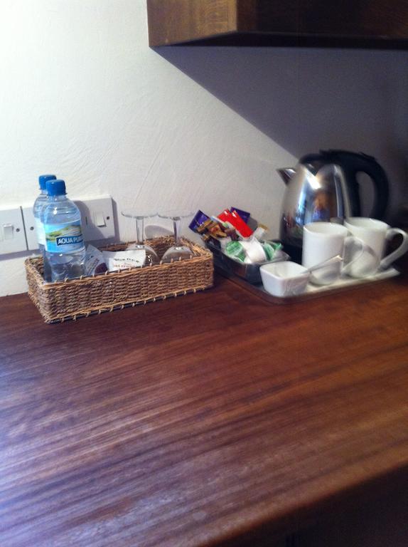 Thatched Farm Bed And Breakfast Woodbridge Bagian luar foto